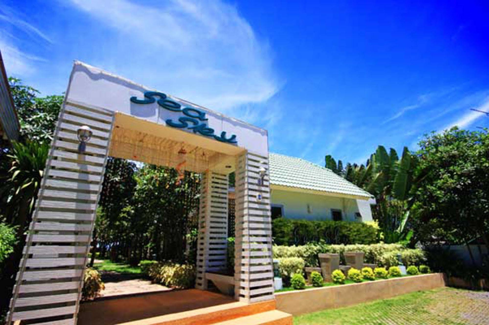 Sea-Sky Resort Haad Chao Samran Esterno foto